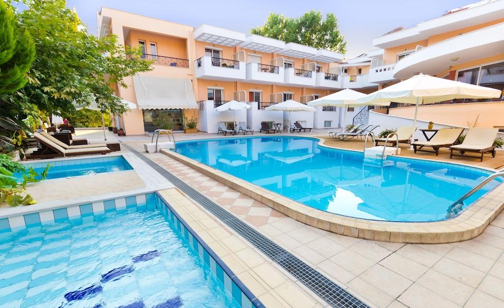 Filia Hotel And Apartments Limenas  Exteriér fotografie